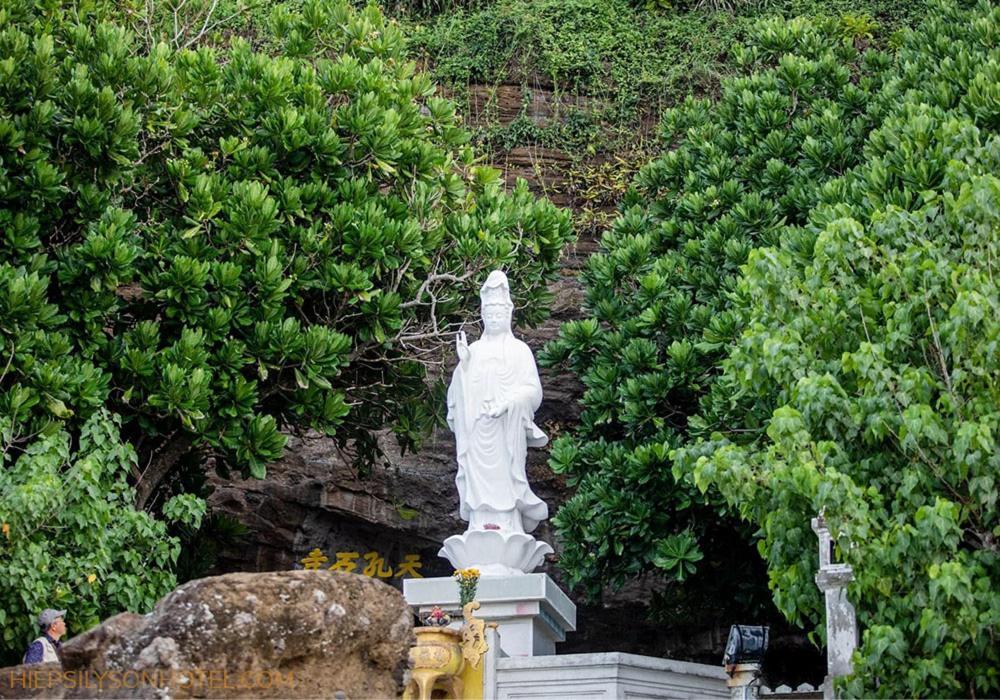 Отель Khach San Hiep Si Ly Son Экстерьер фото